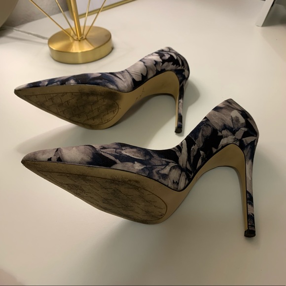 Daya By Zendaya Atmore Pumps *Worn Once* - Picture 6 of 6